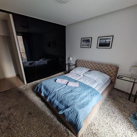 Nowoczesny Apartament III Al. Nmp เชสโตฮอวา ภายนอก รูปภาพ